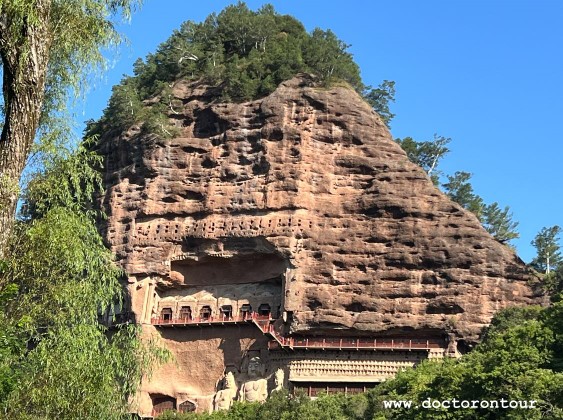 ภาพประทับใจ ทริปจีน ถ้ำหินแกะสลักม่ายจี๋ซาน